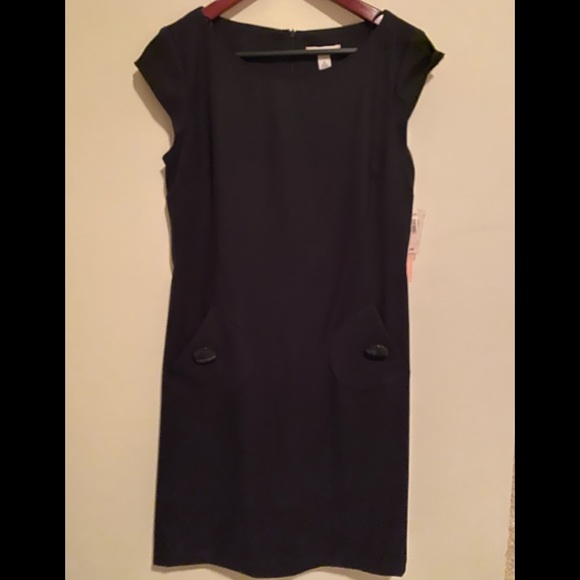 Black Dress w/2 front pockets - Picture 1 of 5